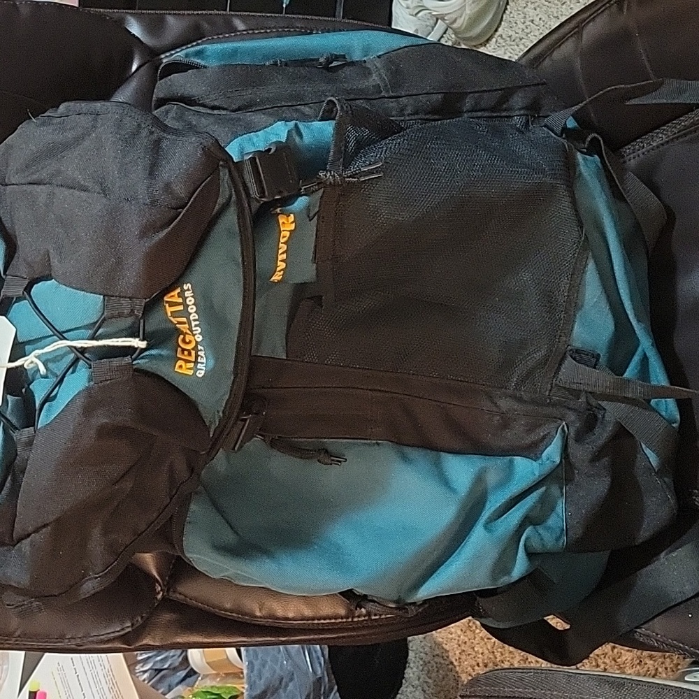 Framed hiking pack, Green and black